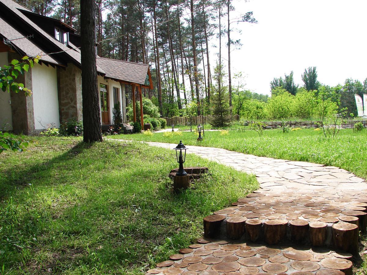 Hotel Pershyi Kordon Tourist Complex Medvedevka Exterior foto