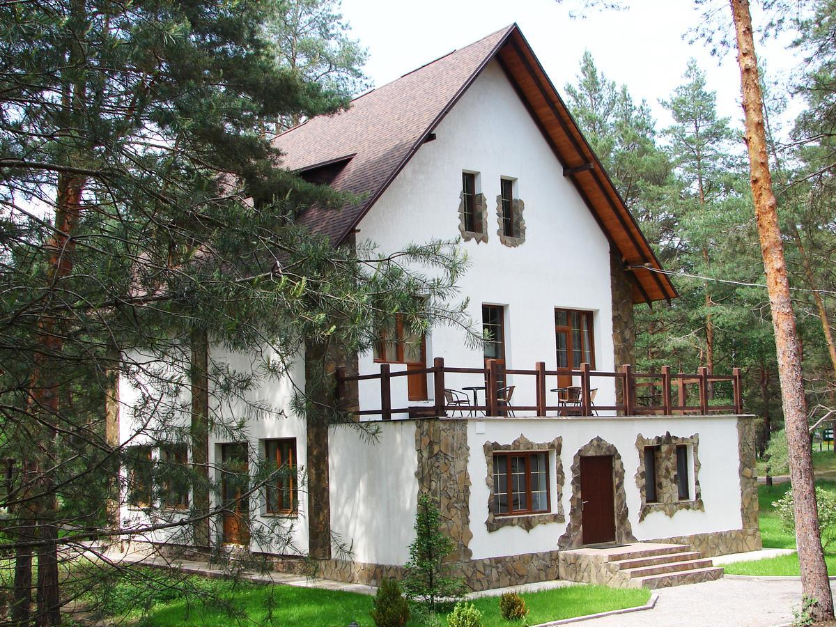 Hotel Pershyi Kordon Tourist Complex Medvedevka Exterior foto